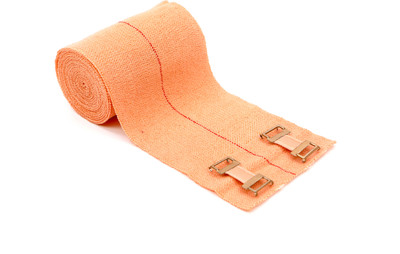 Dolphin care Superb Crepe Bandage With Fast Edges (Width 15cm * Streched length 4 Mtr. Crepe Bandage(15 cm)