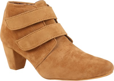 Exotique Boots For Women(Tan)