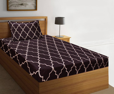 Flipkart SmartBuy 152 TC Microfiber Single Geometric Flat Bedsheet(Pack of 1, Brown)