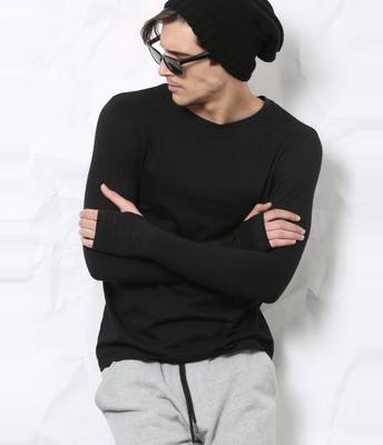 SKULT by Shahid Kapoor Solid Men Round Neck Black T Shirt Price