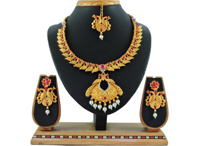 VATSALYA creation Alloy Gold-plated Ruby Red, White, Gold Jewellery Set(Pack of 1)