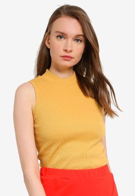 SIGHTBOMB Casual No Sleeve Solid Women Yellow Top