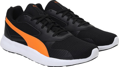 PUMA Firefly Running Shoes For Men(Black , 6)