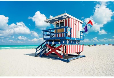 Artzfolio 121.666 cm Lifeguard Hut in South Beach, Miami USA Peel & Stick Vinyl Wall Sticker 47.9inch x 32inch (121.8cms x 81.3cms) Self Adhesive Sticker(Pack of 1)