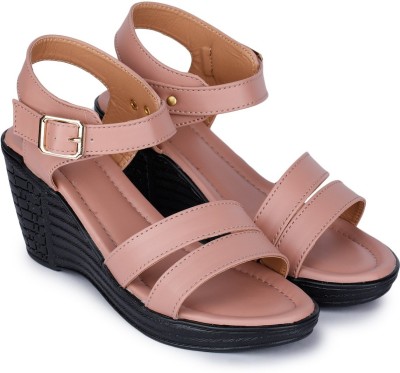 Kapichino Women Pink Heels