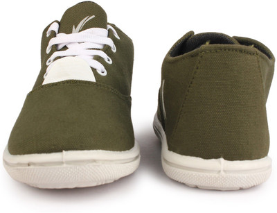 KANEGGYE Casuals For Men(Green , 6)