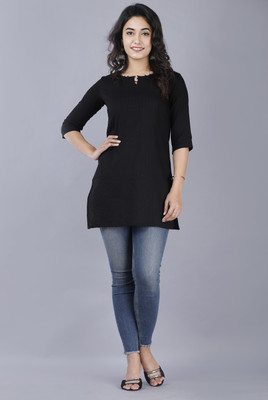 StyleHub Women Solid Straight Kurta(Black)