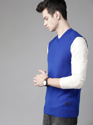 Roadster Solid V Neck Casual Men Blue Sweater