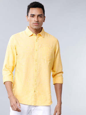 HIGHLANDER Men Solid Casual Yellow Shirt