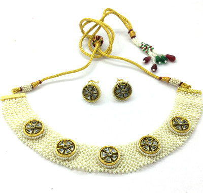Om jewels Alloy Gold-plated White Jewellery Set(Pack of 1)