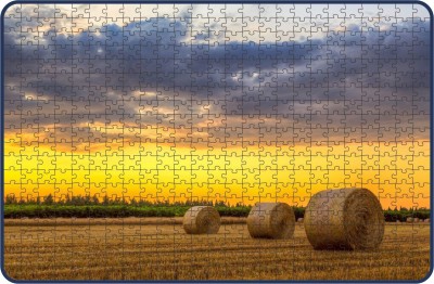 Webby Farm with Hay Bales Jigsaw Puzzle, 500 pieces(500 Pieces)