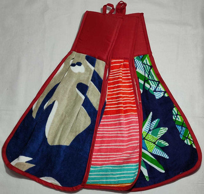 Diamond Multiple Store Cotton 300 GSM Hand Towel(Pack of 3)