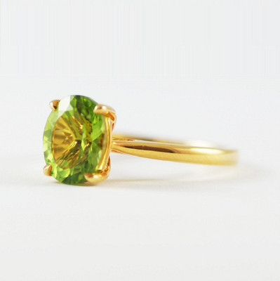 RATAN BAZAAR Stone Peridot Gold Plated Ring