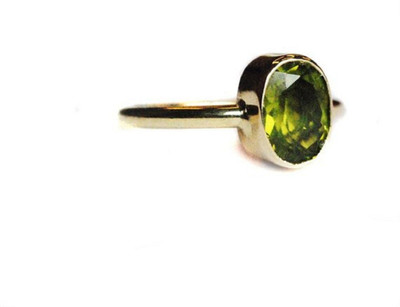 RATAN BAZAAR Stone Peridot Gold Plated Ring