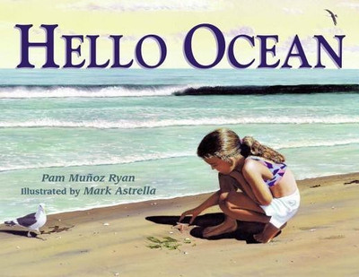 Hello Ocean(English, Hardcover, Ryan Pam Munoz)