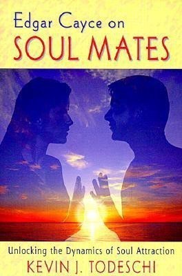 Edgar Cayce on Soul Mates(English, Paperback, Todeschi Kevin J.)