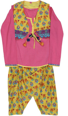 

BIBA girls Girls Kurta and Patiala Set(Yellow, Pnk