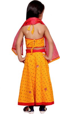 

RTD Girls Lehenga Choli Fusion Wear, Western Wear Embroidered Ghagra, Choli, Dupatta Set(Yellow, Pack of 1