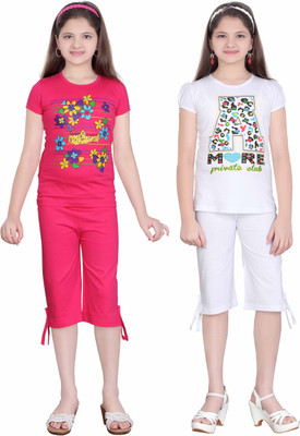 

Sini Mini Kids Nightwear Girls Solid, Printed Cotton(Multicolor Pack of 2