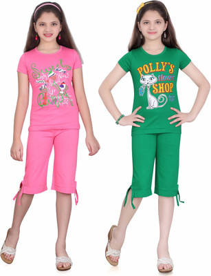

Sini Mini Kids Nightwear Girls Solid, Printed Cotton(Multicolor Pack of 2