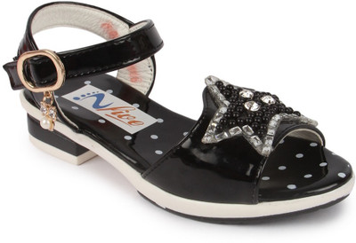 N Five Girls Buckle Strappy Sandals(Black
