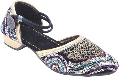 

Swag Girls Slip-on Wedges(Black
