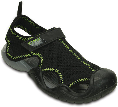 

Crocs Girls Slip-on Sports Sandals(Black