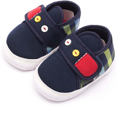 

Infano Boys & Girls Slip on Casual Boots(Black