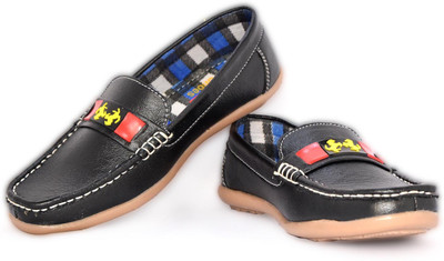 

D'zigners Boys Slip on Loafers(Black