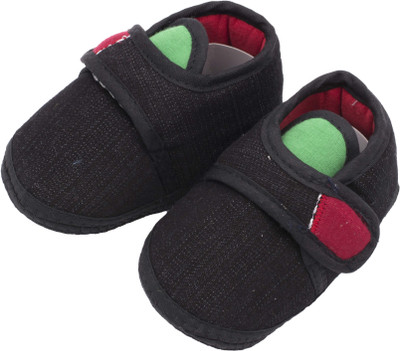 

Infano Boys & Girls Velcro Casual Boots(Black