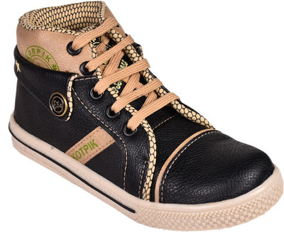 

Trilokani Boys Lace Sneakers(Black, Multticolor