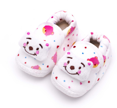 

Infano Boys & Girls Slip on Sneakers(Pink