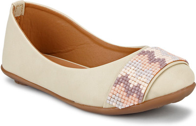 

Apick Girls Slip on Moccasins(Multicolor, Beige