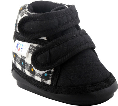

kitkat Boys & Girls Velcro Casual Boots(Multicolor, Black