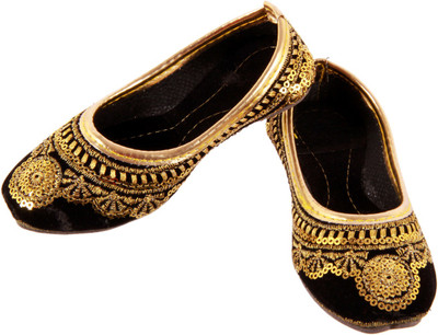 

Khussa Girls Slip on Jutis(Gold, Brown