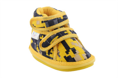 

kitkat Boys & Girls Velcro Casual Boots(Yellow