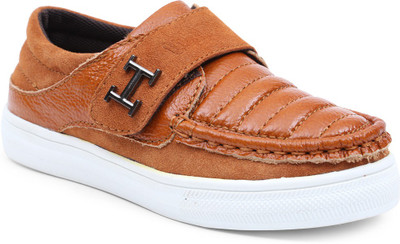 

Lilliput Boys Velcro Sneakers(Brown