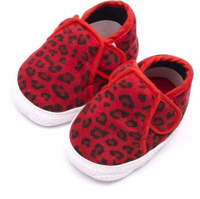 

Infano Boys & Girls Slip on Sneakers(Red