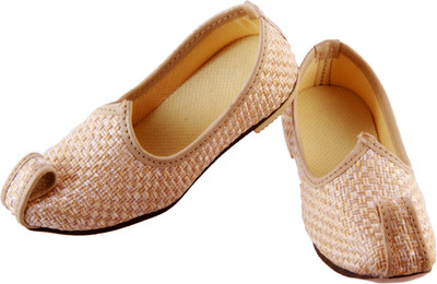 

Khussa Boys Slip on Mojaris(White, Brown