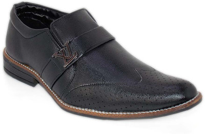 

D'zigners Boys Slip on Moccasins(Black
