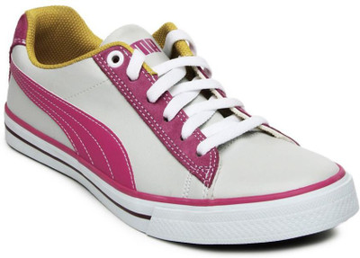 

Puma Boys & Girls Lace Running Shoes(Multicolor, Multi