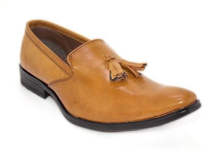 

D'zigners Boys Slip on Moccasins(Beige, Teak