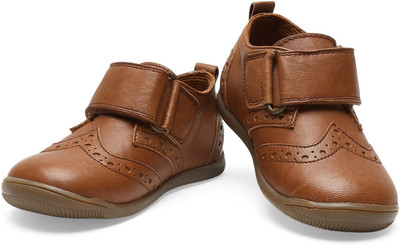 

Teddy Toes Boys Velcro Moccasins(Gold, Tan
