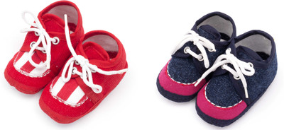 

Infano Boys & Girls Slip on Sneakers(Red