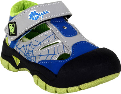 

Myau Boys & Girls Velcro Sneakers(Green