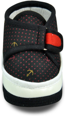 

Instabuyz Boys & Girls Velcro Casual Boots(Black
