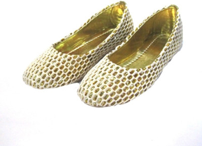 

La-Paris Girls Slip on Jutis(Gold