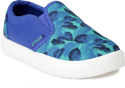 

Crocs Girls Slip on Sneakers(Multicolor, Green