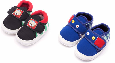 

Infano Boys & Girls Velcro Sneakers(Multicolor, Blue