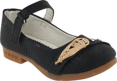 

Lil Firestar Girls Slip on Espadrilles(Black